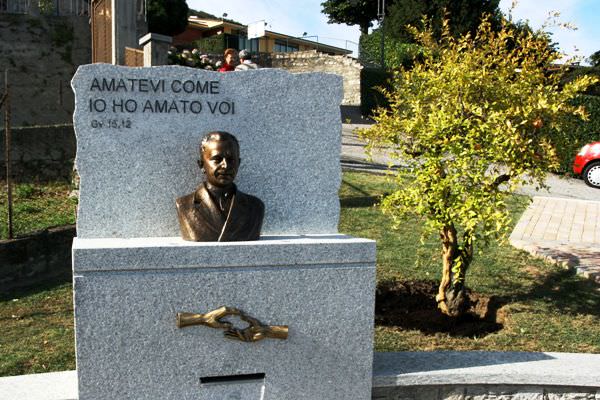 monumento a don alfredo
