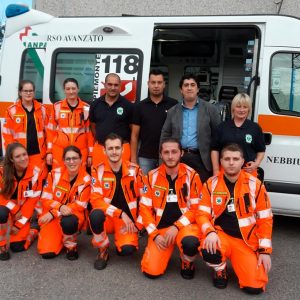foto_gruppo_servizio_civile-ambulanza-vergante